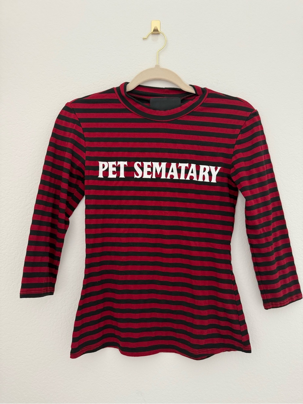 VIXEN BY MICHELINE PITT Pet Sematary Striped Long Sleeve Tee - Red & Black